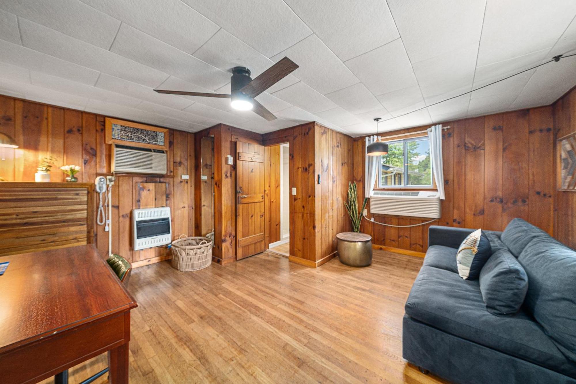 Cedarwood Inn Hendersonville Εξωτερικό φωτογραφία