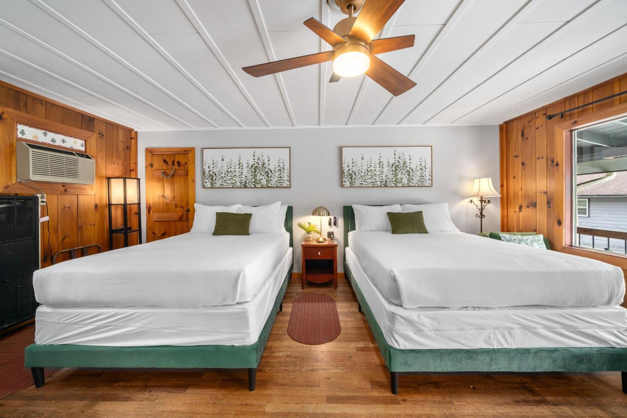 Cedarwood Inn Hendersonville Εξωτερικό φωτογραφία