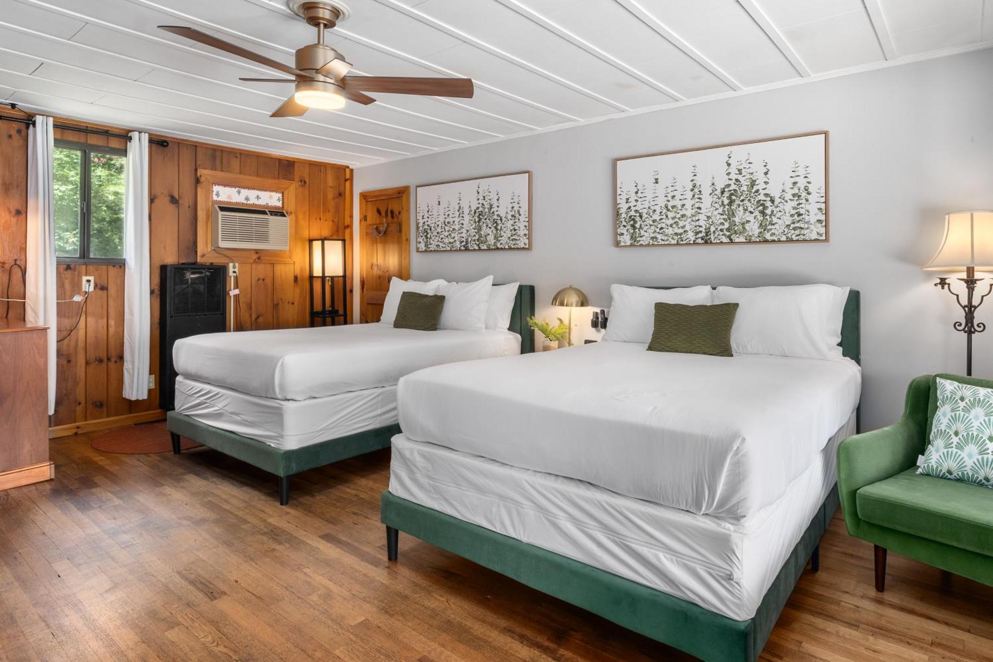 Cedarwood Inn Hendersonville Εξωτερικό φωτογραφία