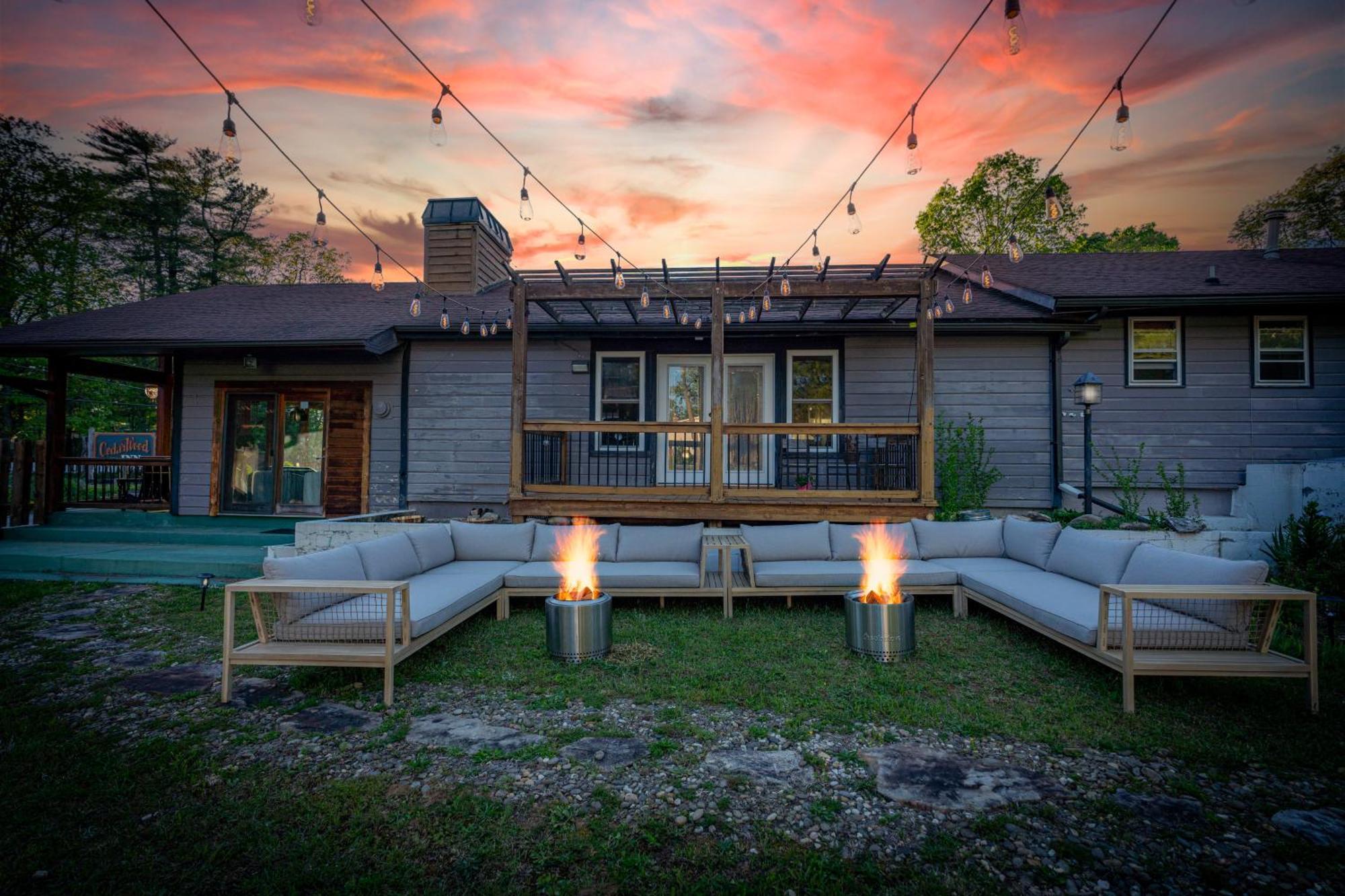 Cedarwood Inn Hendersonville Εξωτερικό φωτογραφία