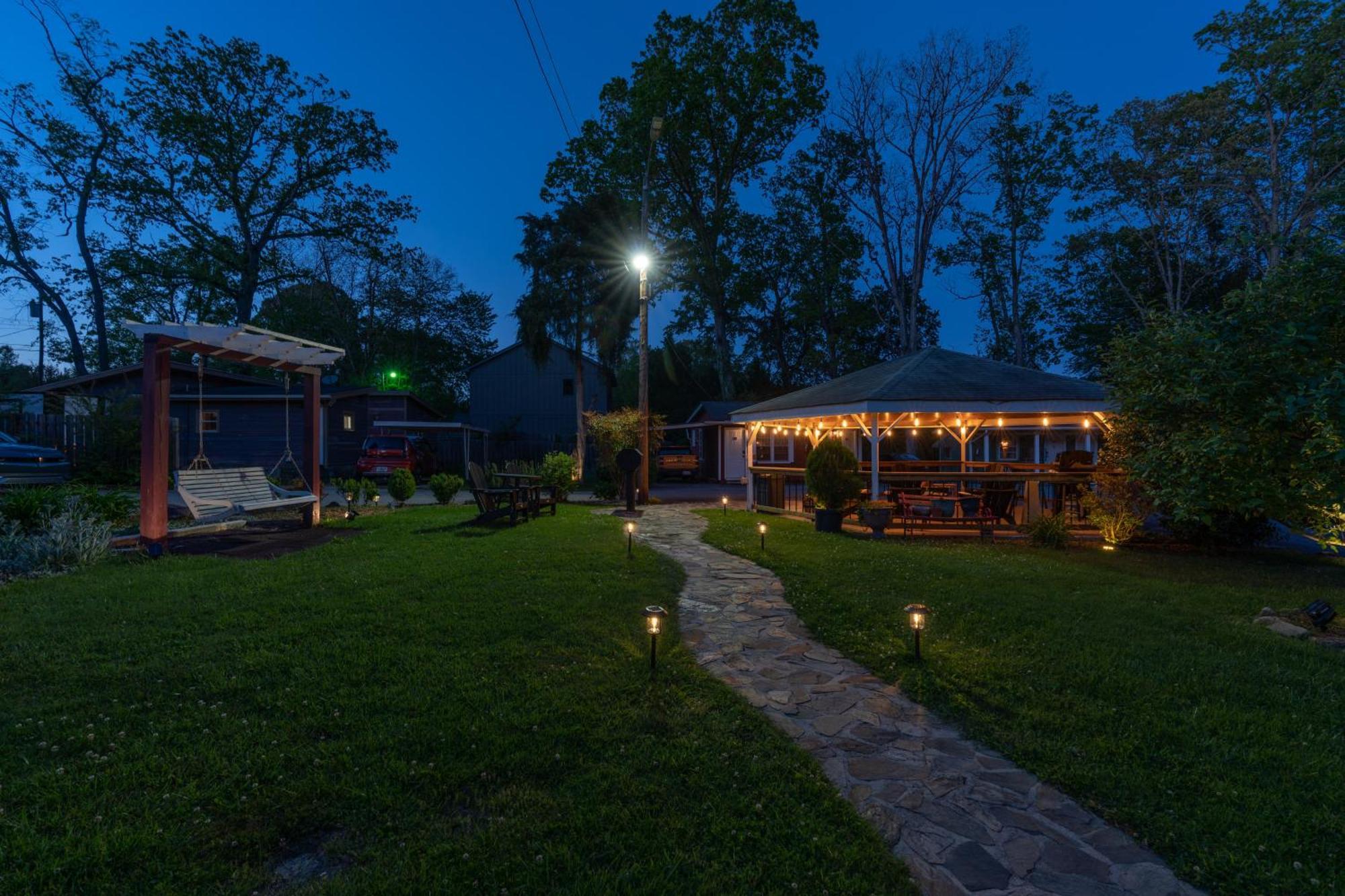 Cedarwood Inn Hendersonville Εξωτερικό φωτογραφία