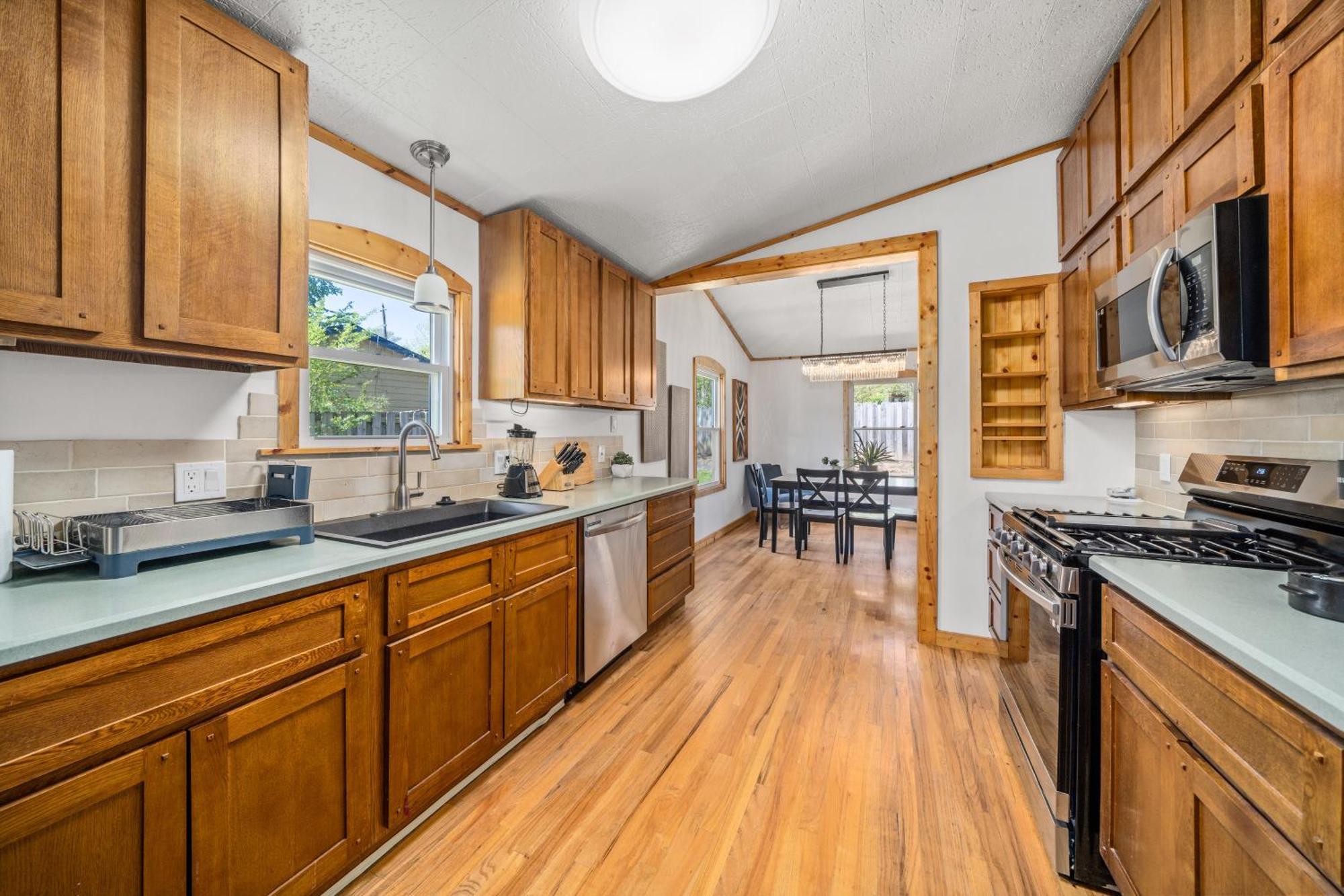 Cedarwood Inn Hendersonville Εξωτερικό φωτογραφία